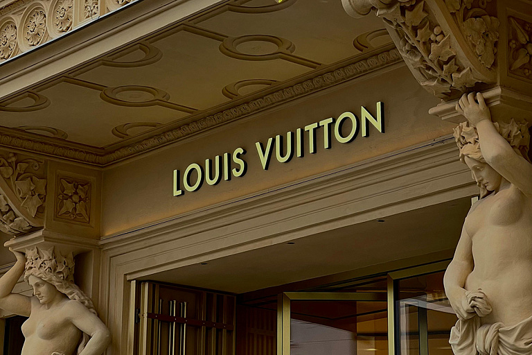 Louis Vuitton шили из белорусской кожи – это не шутка