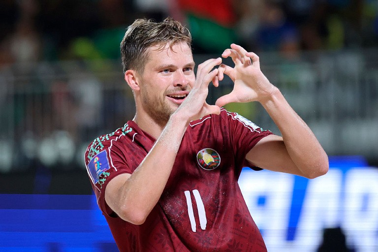 "Наверное, шары нагрели": пляжные футболисты шутят о жеребьевке Евролиги