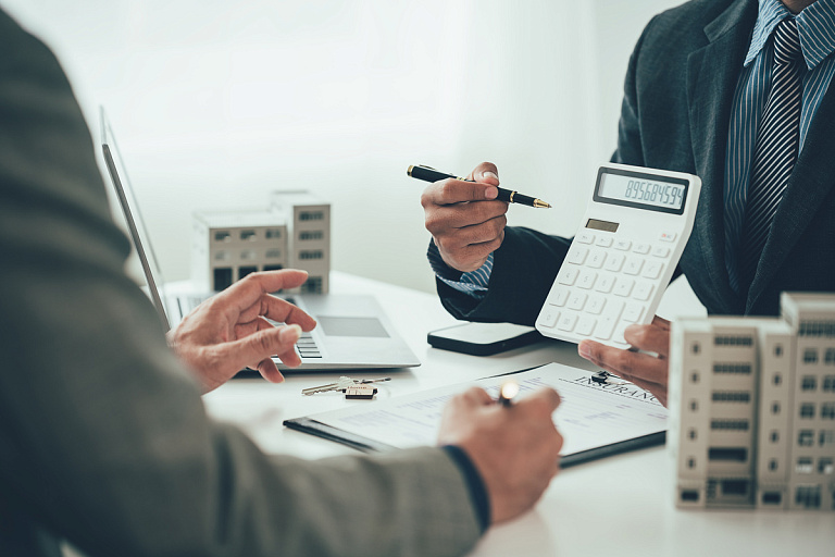 Власти решили собрать жалобы населения по вопросам страхования