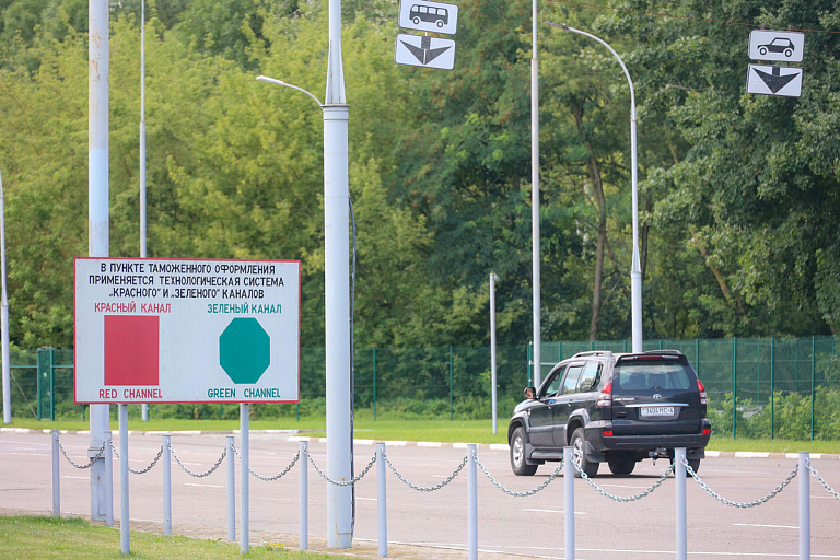 Мужчина лишился машины за $150 000 – во всем виноваты тюльпаны