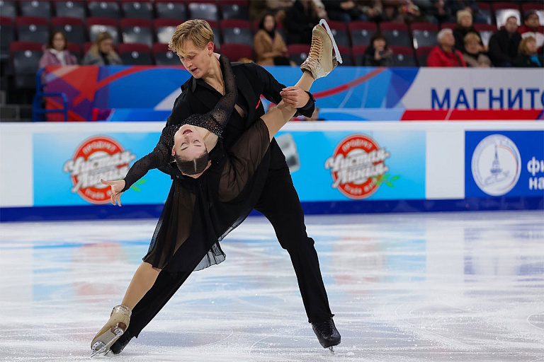 Потери в рядах фигуристов: белорусский дуэт не едет на Олимпиаду