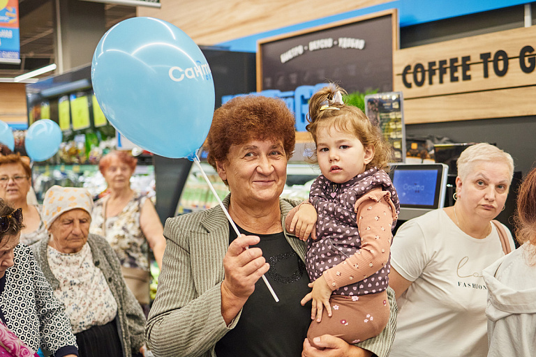 В Минске открылся новый магазин "Санты" – там будут специальные цены