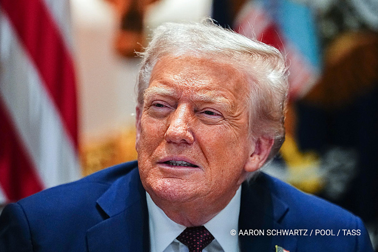 Навел суету: суд в США назвал пошлины и тарифы Трампа противозаконными