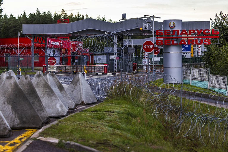 Литва поставила новые укрепления на границе с Беларусью – что на этот раз