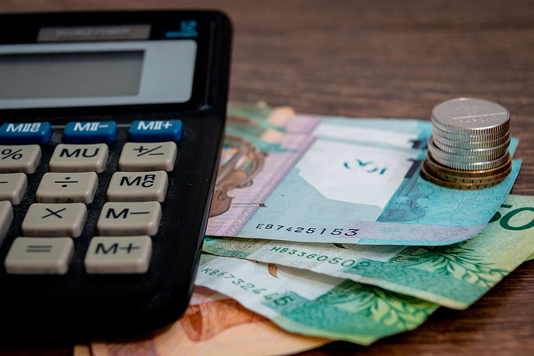 Узнали, что происходит с зарплатами бюджетников в Беларуси