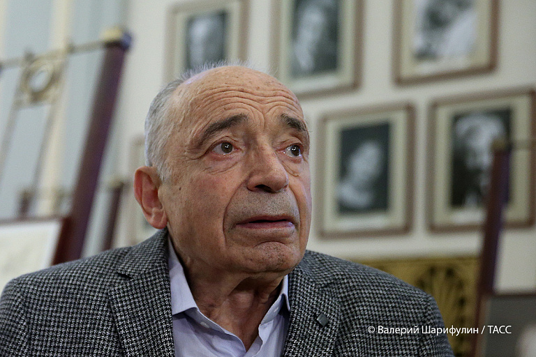 Он очень многих изметелил: о жизни и творчестве Валентина Гафта