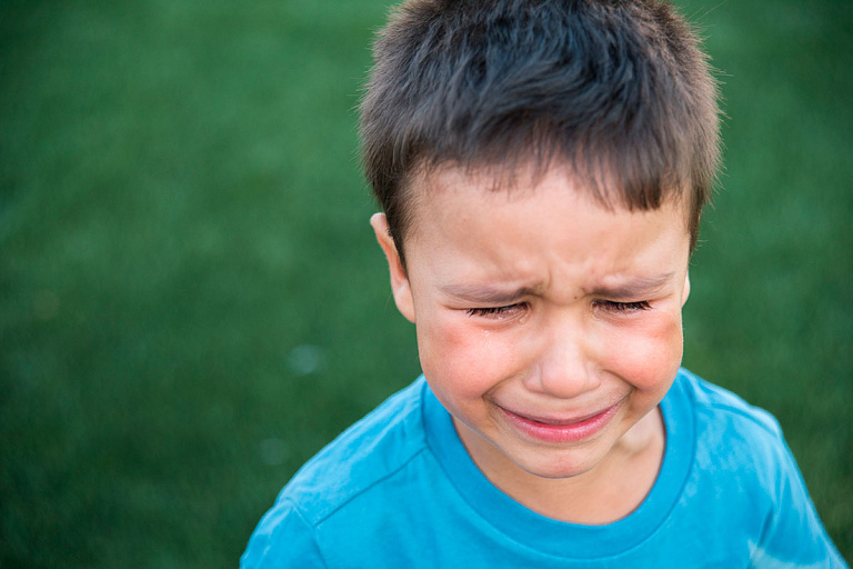 Чем школьная драка может обернуться для ребенка и его семьи – объясняет адвокат