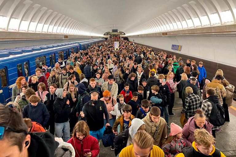 Узнали, сколько людей перевозит минское метро, – вы удивитесь