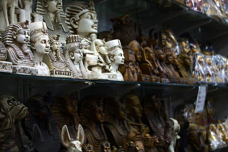 Разница большая: как отличить настоящие сувениры из Египта от подделки