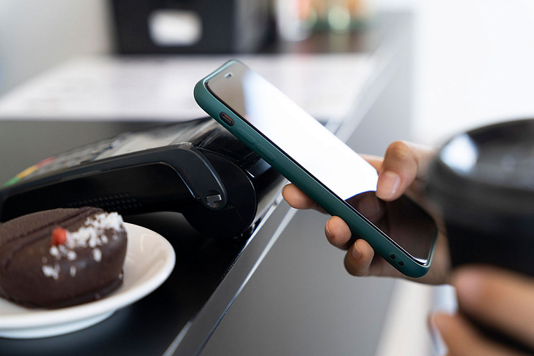 Запрет на телефоны в школах создал проблему с буфетами: как решить