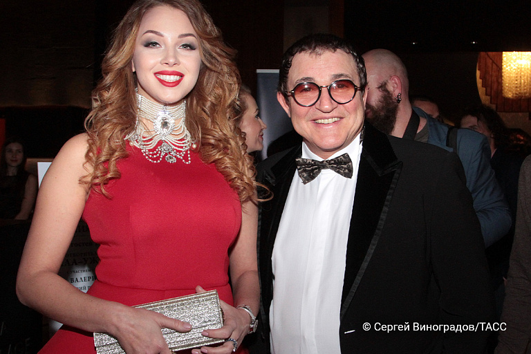 Вилла раздора: стало известно, что достанется Полине Дибровой после развода