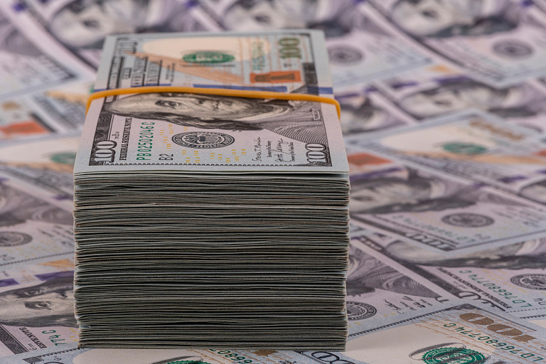 И не думает останавливаться: доллар сильно растет уже 3 дня подряд