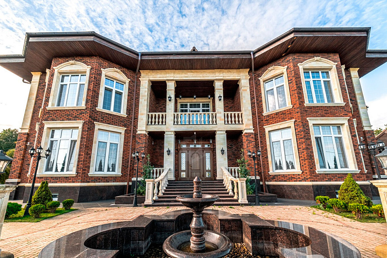 Под Минском продают элитный коттедж за $4,2 млн – это надо видеть