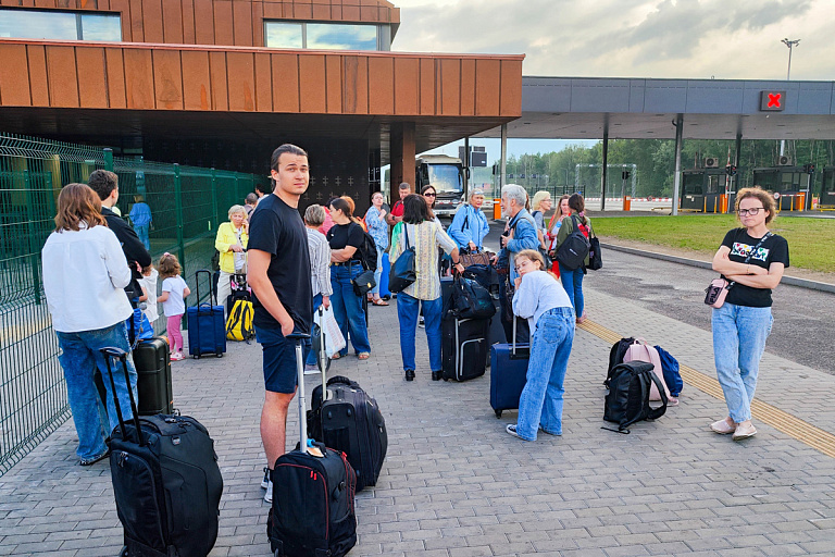 Что будет с белорусами, "застрявшими" на границе между странами, – ответ ГПК