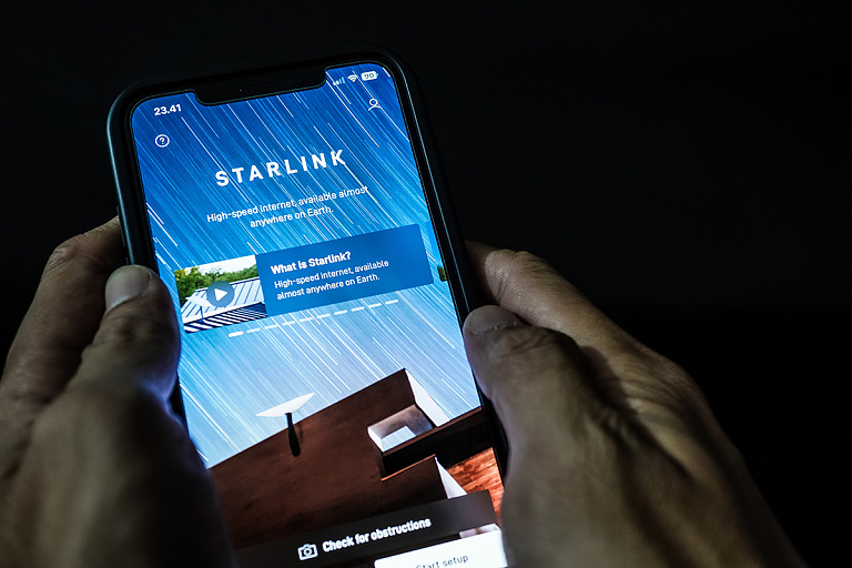 Илон Маск пообещал прямое подключение смартфонов к Starlink