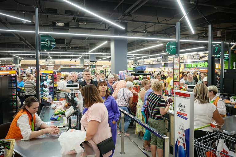 Власти обеспокоились ростом крупных торговых сетей – что для них поменяют