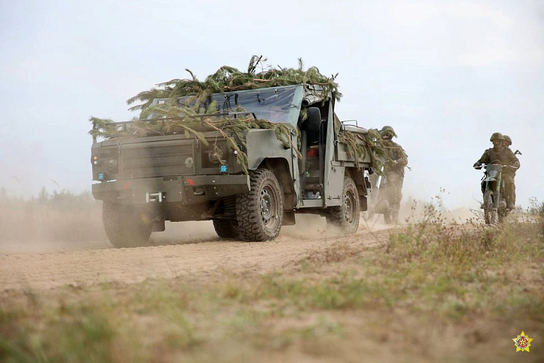 В Минобороны показали, как проходит учение "Запад-2025" – фото