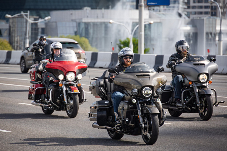 Байкеры закрыли сезон грандиозным парадом H.O.G. Rally Minsk – как это было