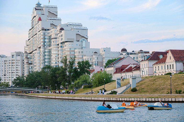 В Минске владелец исторического здания привел его в ужасное состояние