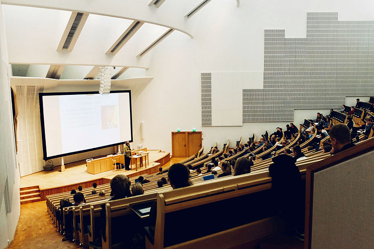 В какие вузы России чаще всего поступают белорусы – поток абитуриентов большой