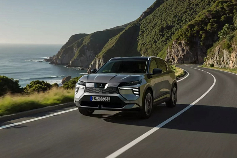 Показали новый Mitsubishi с "закосом" под Renault