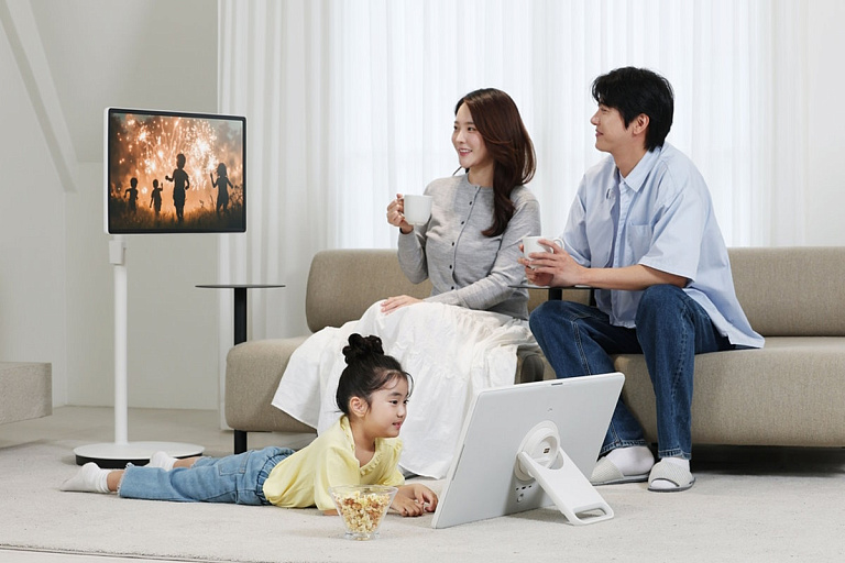 Samsung выпустила портативный телевизор с аккумулятором и откидной ножкой