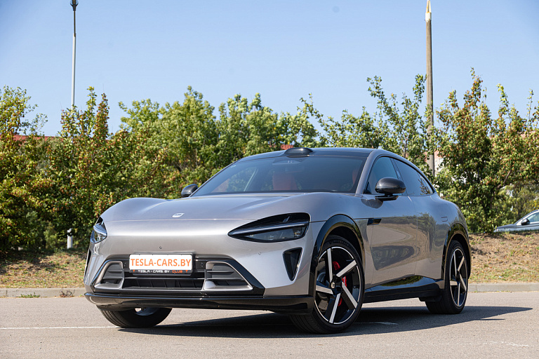 Топ за свои деньги: откатали дерзкий Xiaomi YU7