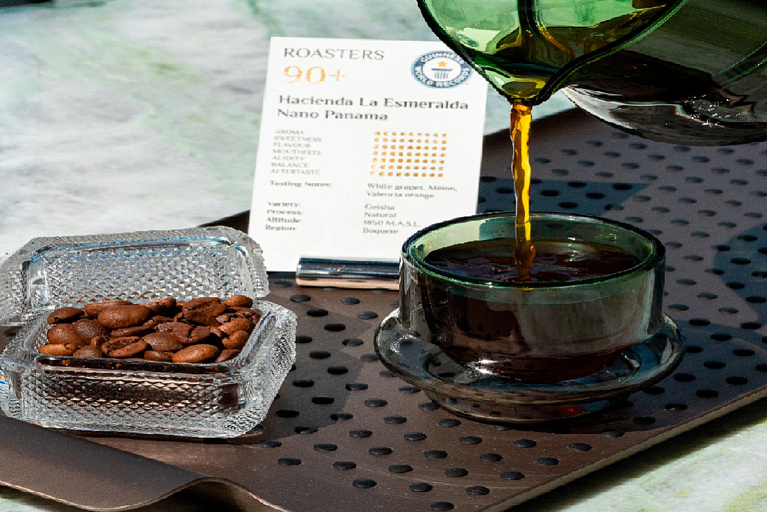 Чашка кофе по цене IPhone: в Дубае установлен новый мировой рекорд