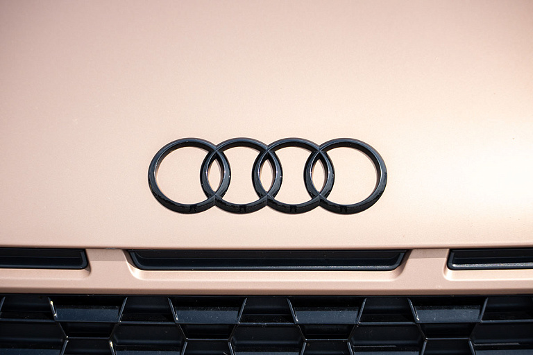 Audi готовит премьеру флагманского кроссовера Q9 и новое поколение Q7