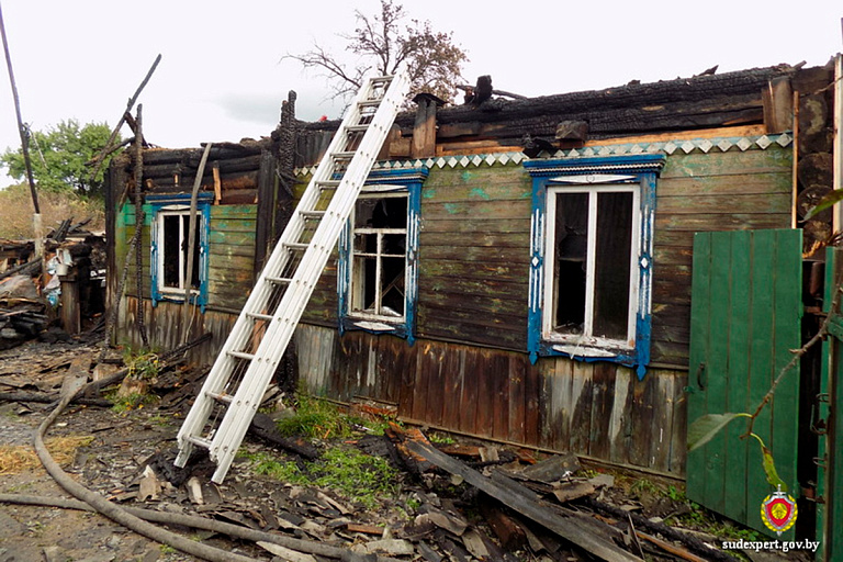 На Быховщине сгорел дом, а вместе с ним – и гостья