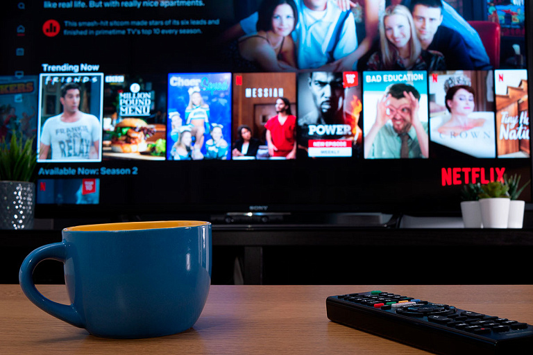 Какие сериалы смотреть в октябре: много новых плюс четвертый "Ведьмак"