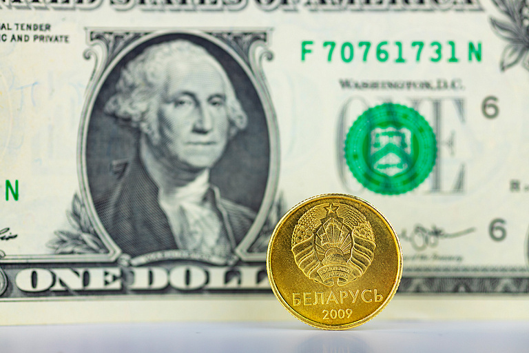 Что будет с долларом и куда тратить рубли: эксперт назвал лучшую инвестицию