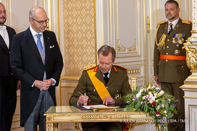 Великий герцог Люксембурга отрекся от престола – как и обещал