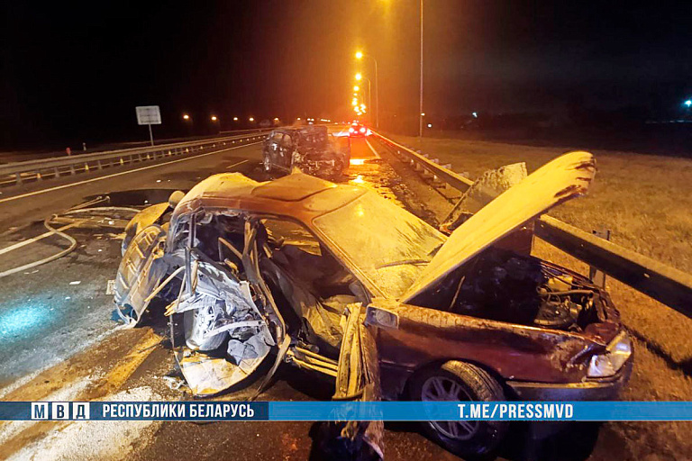 В Слуцком районе случилось страшное ДТП – погибли трое взрослых и ребенок