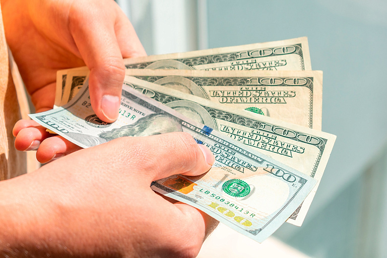 Курс доллара резко взлетел – другие валюты не отстают