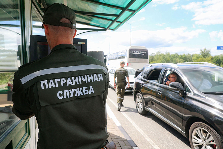 Узнали, есть ли сейчас очередь из машин на белорусско-польской границе