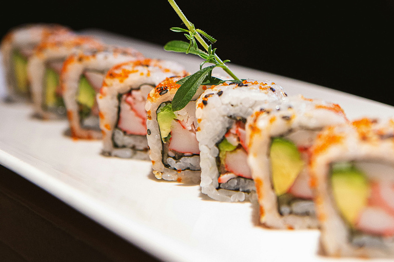 Минчанка вызывала скорую после похода в суши-бар – кто оказался виноват