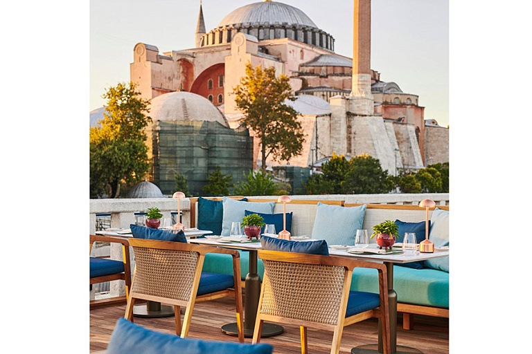 Four Seasons Hotel Istanbul в районе Султанахмет, Турция. Фото: guide.michelin.com