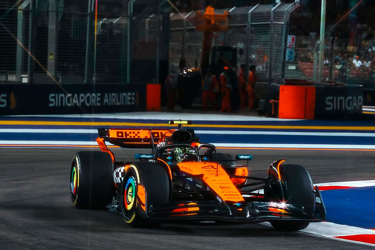 Космические цены: сколько стоит прокатиться на болиде "Формулы-1"