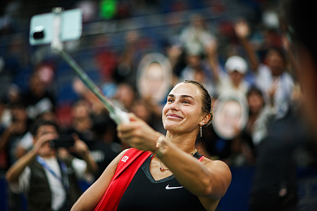 Сколько зарабатывает Арина Соболенко: сравниваем с богатыми и успешными