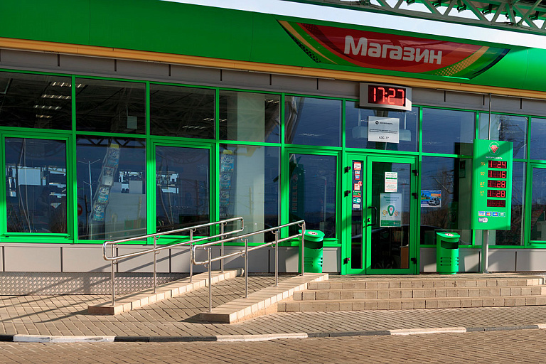 Отменят ли кофе: белорусские АЗС отреагировали на проблему с очередями