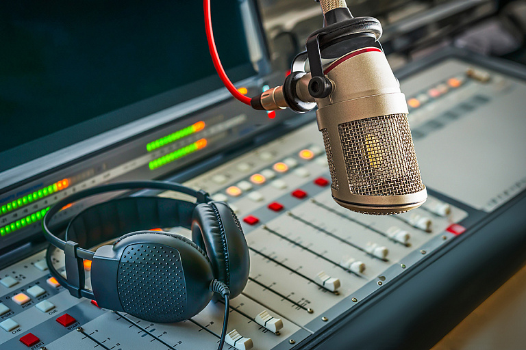 В Беларуси запустили еще одну радиостанцию – понравится любителям Круга