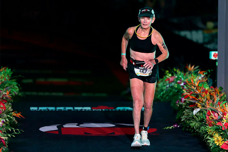 И возраст не помеха: 80-летняя "железная леди" покорила Ironman