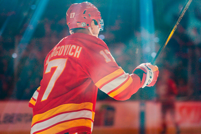 Егор Шарангович попал в немилость тренеров "Калгари" – что случилось