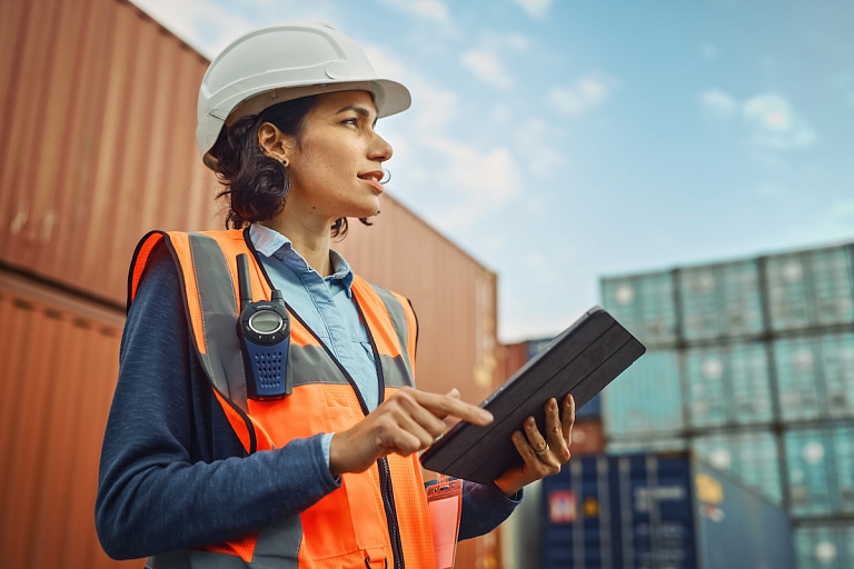 В Беларуси уходят от запрещенных для женщин работ – что можно