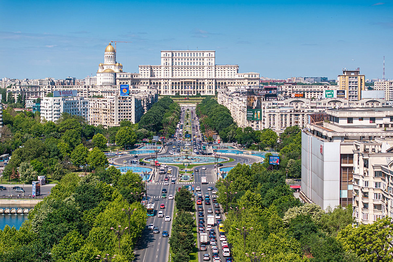 Обещанного три года ждут: как белоруска получает европейское гражданство