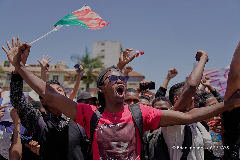 Лукашенко беспокоят "революции зумеров" – это новый вызов