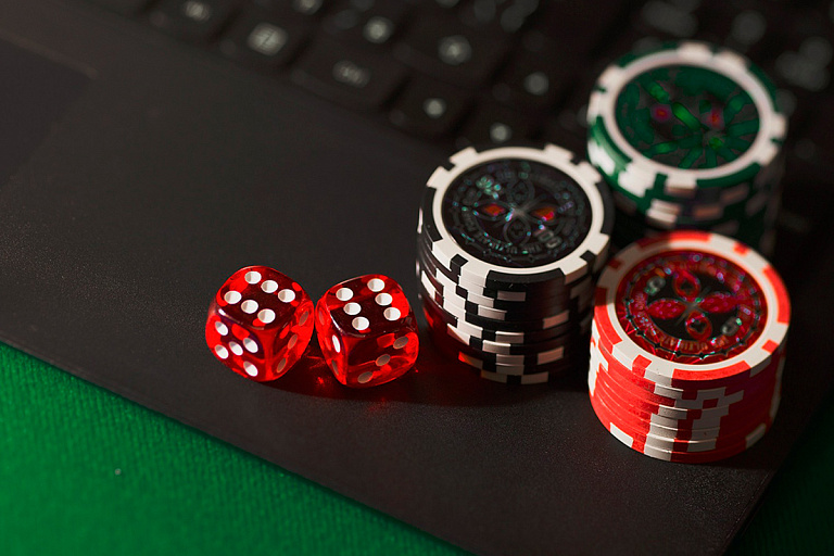 Белорус организовал "беспроигрышную" лотерею – теперь его ждут в суде