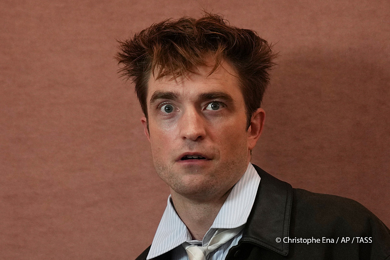 Роберт Паттинсон готовит дебютный альбом – СМИ