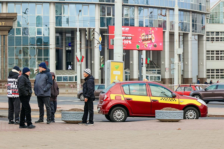 Белорусские таксисты заплатили заметно больше налогов – МНС